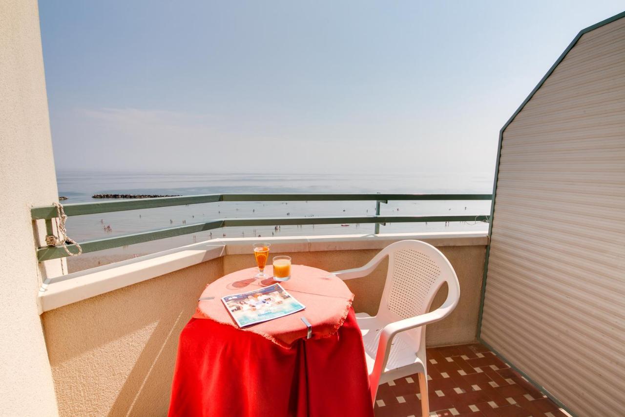 Hotel Majestic Bellaria-Igea Marina Exteriér fotografie