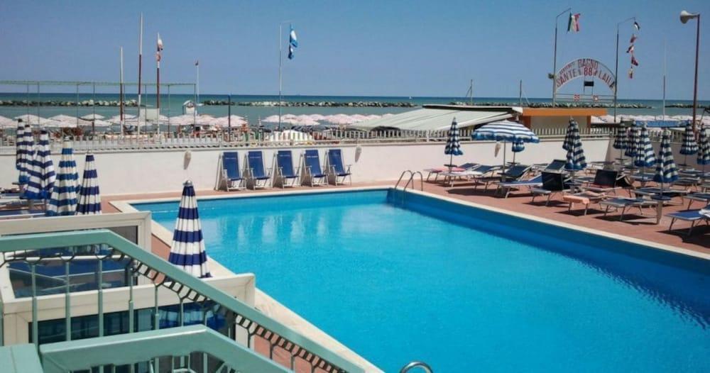 Hotel Majestic Bellaria-Igea Marina Exteriér fotografie