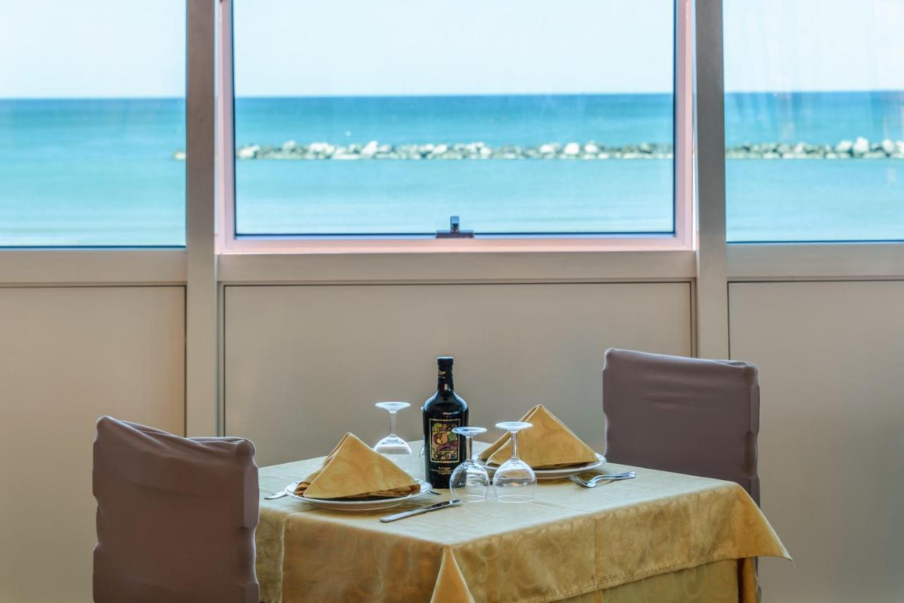 Hotel Majestic Bellaria-Igea Marina Exteriér fotografie